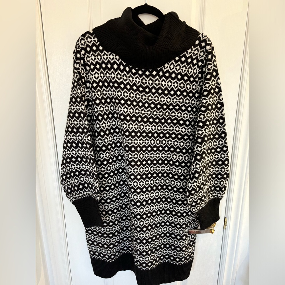 Joe Fresh Black and White Cowl Neck Sweater Dress (XL)